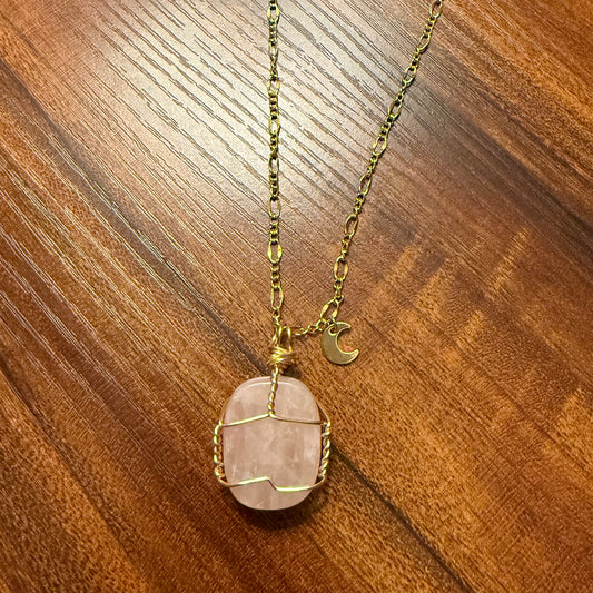 Quartz Necklace Gold